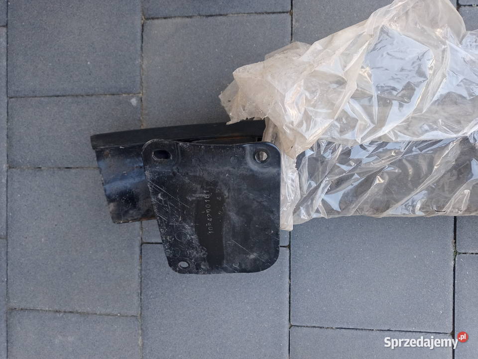 Belka zderzaka tylnego Skoda Octavia 1 2 Rok produkcji 2009 Ożarów Mazowiecki