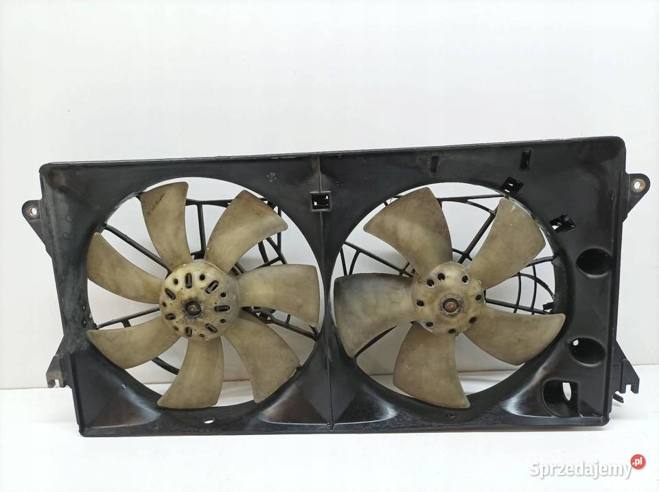 WENTYLATOR CHŁODNICY 18 B 1227505592 Toyota