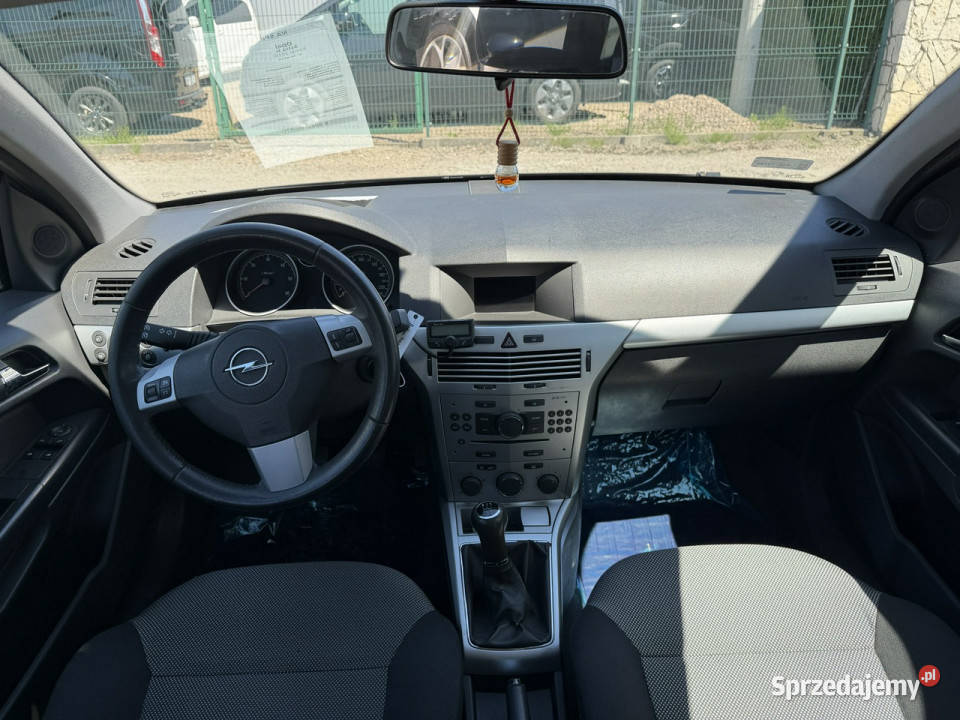 Opel Astra RatyZamiana Gwarancja 2010 bez rdzy małopolskie Gdów