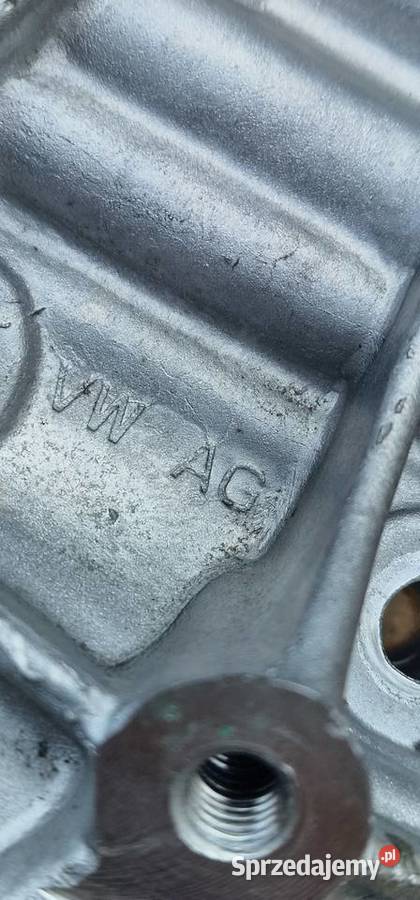 VW GOLF SKODA KODIAQ AUDI ŁAPA PODSTAWA FILTRA Bieleń