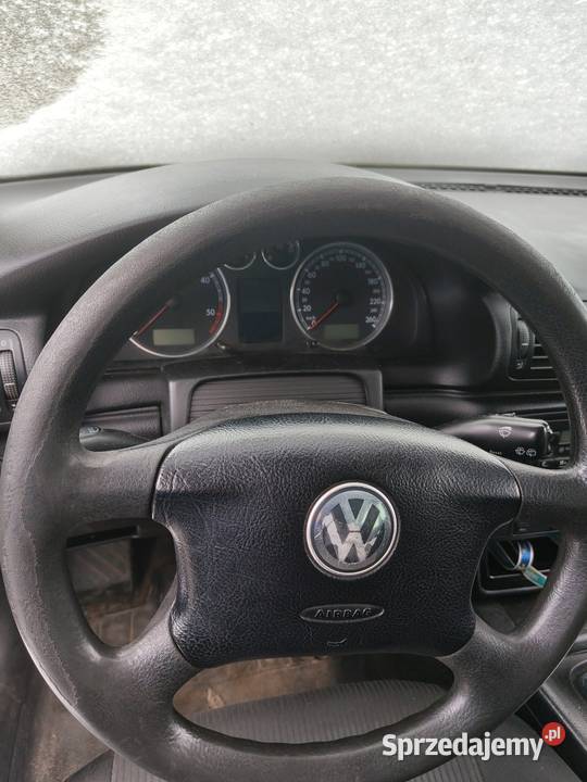 Volkswagen Passat 19 TDI 1995cm3 Trzciel