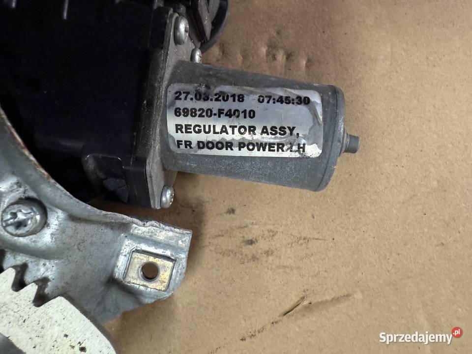 Toyota Chr 18 hybryda podnośniksilnik szyby lewy osobowe Kolbuszowa Dolna