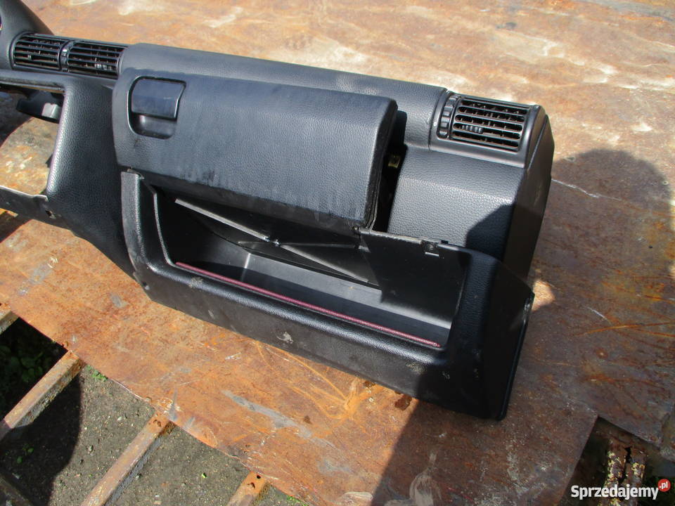 Deska Kokpit BMW E36 Compact