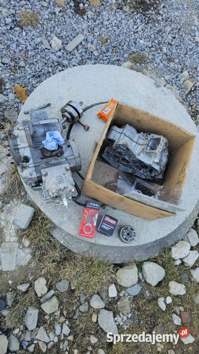 yamaha yz 125 dwa komplety plastików małopolskie Raba Wyżna