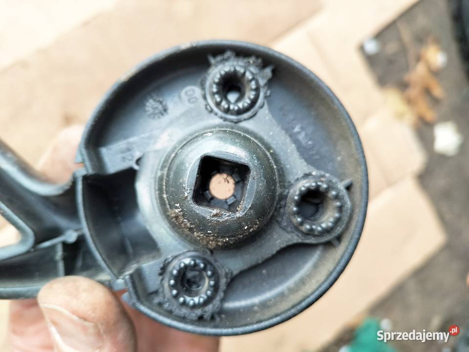 PEUGEOT 206 UCHWYT RĄCZKA FOTELA Kamień-Kolonia sprzedam