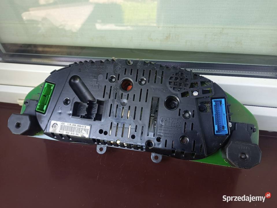 Audi A6 C5 25 TDI licznik zegary prędkościomierz łódzkie