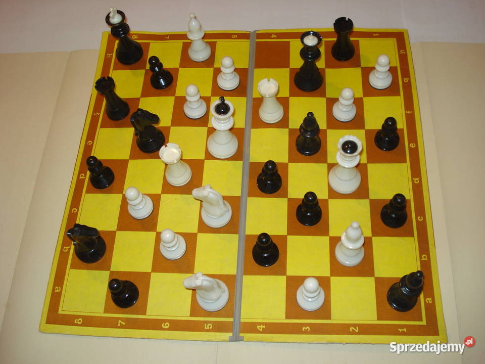 Szachy radzieckie vintage bez jednego piona pomorskie