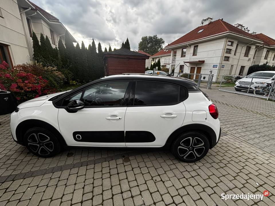 Sprzedam Citroen C3 SHINE 12 PureTech 82 Salon asystent pasa ruchu Zielonka sprzedam