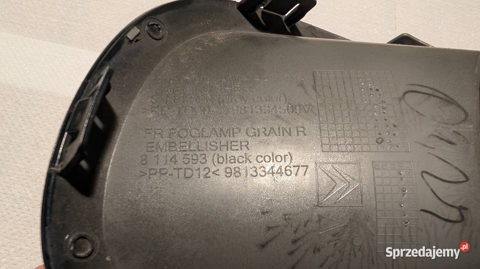 Citroen C3 III kratka atrapa halogenu prawa Atrapy Części samochodowe Turkowice sprzedam