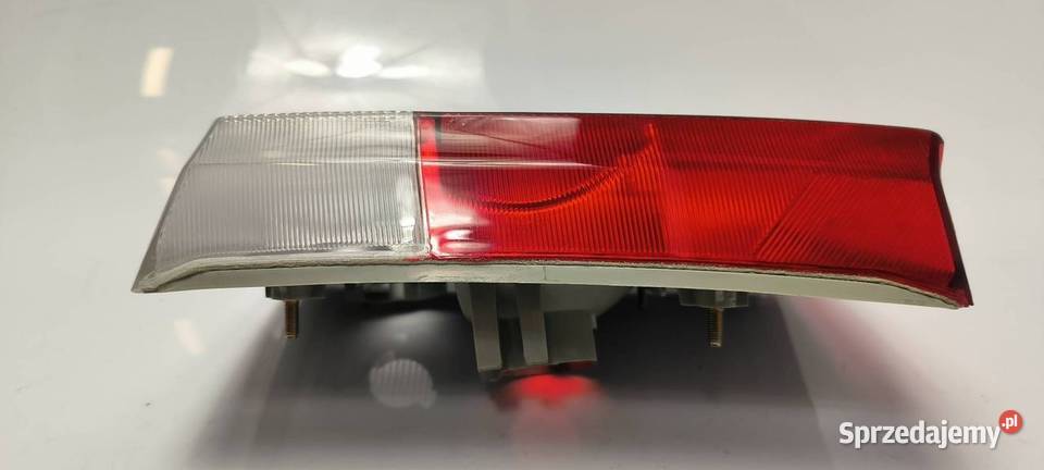 LAMPA LEWA TYŁ AUDI 80 B3 893945093 Lipno