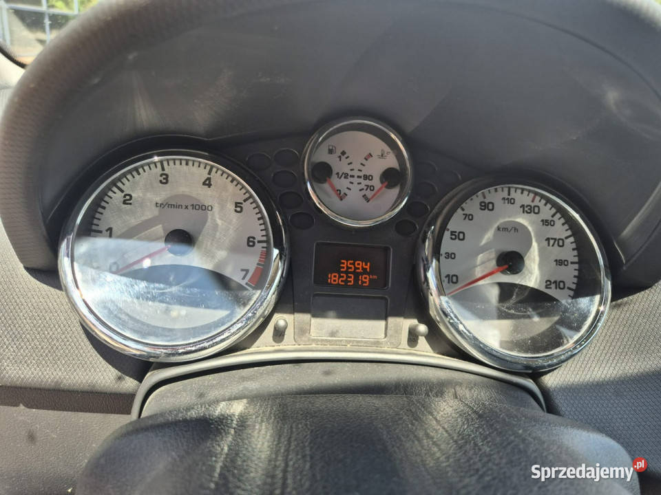 Peugeot 207 ładny klimatronic Serwisowany garażowany Warszawa