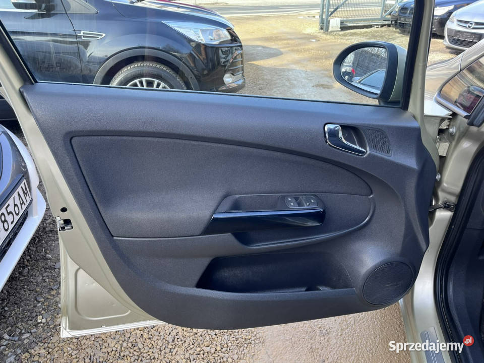 Opel Corsa 12 Automat 1 wł Climatronic El szyby złoty Częstochowa sprzedam