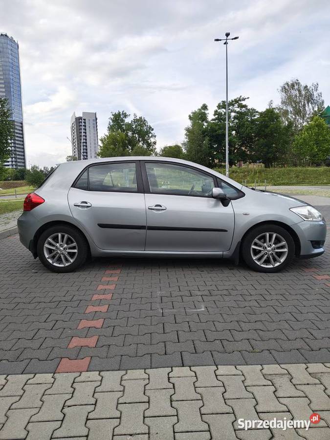 Toyota Auris 16 Valvematic 132 LPG 2009