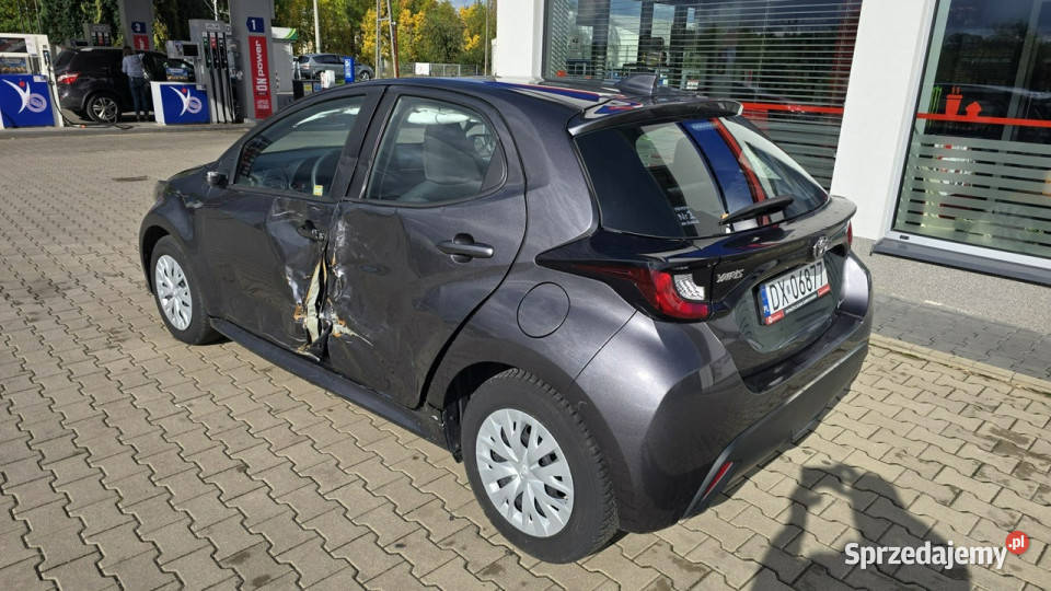 Toyota Yaris 15 B Asystent Pasa Tempomat Salon F elektryczne lusterka Karczew