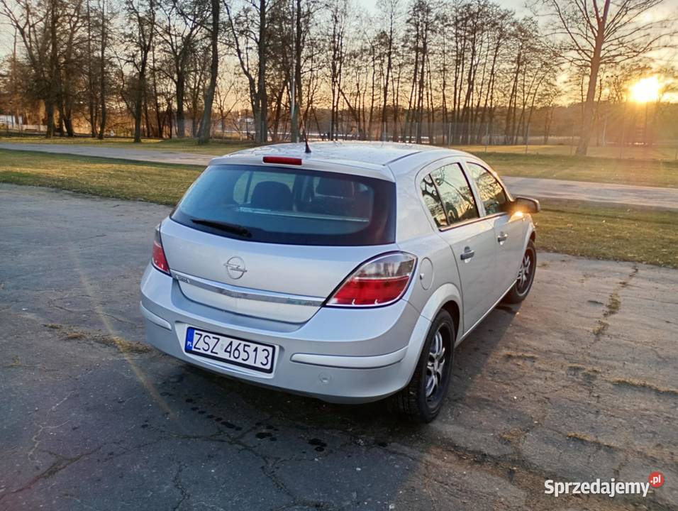 Sprzedam super tanio Rok produkcji 2010 Szczecinek