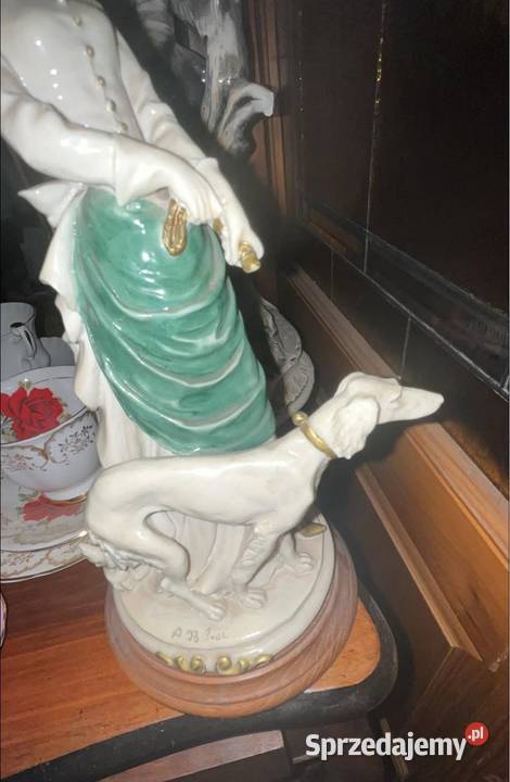 Figurka Spacer damy z chartem Auro Belcari Gdańsk sprzedam