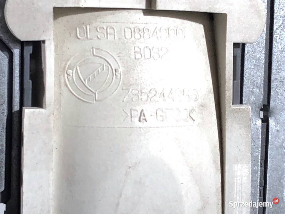 LAMPA SUFITOWA FIAT GRANDE PUNTO Hatchback sprzedam