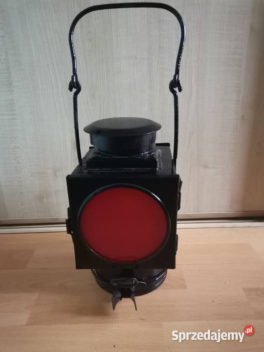 Stara lampa kolejowa na nafte małopolskie Kraków