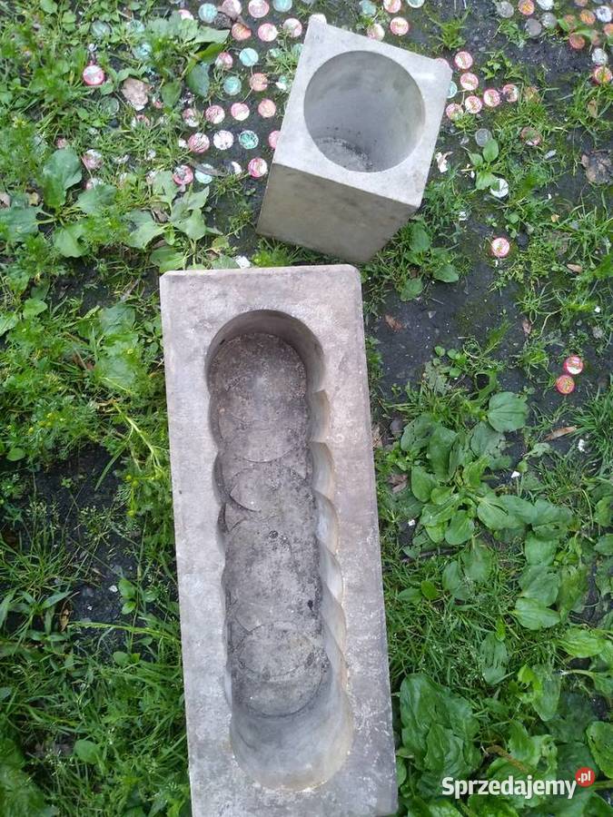 Donica z piaskowca Kamieniec Ząbkowicki
