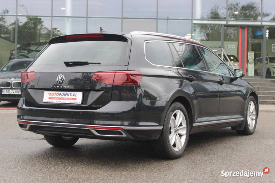Volkswagen Passat 2023r IQ Light Skóra Hak FV23 Kraków sprzedam