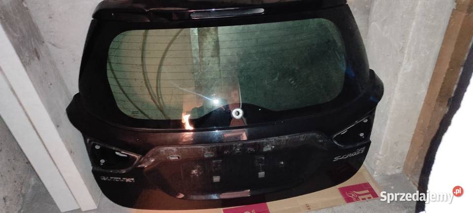 Klapa bagażnika Suzuki SCross z szybą
