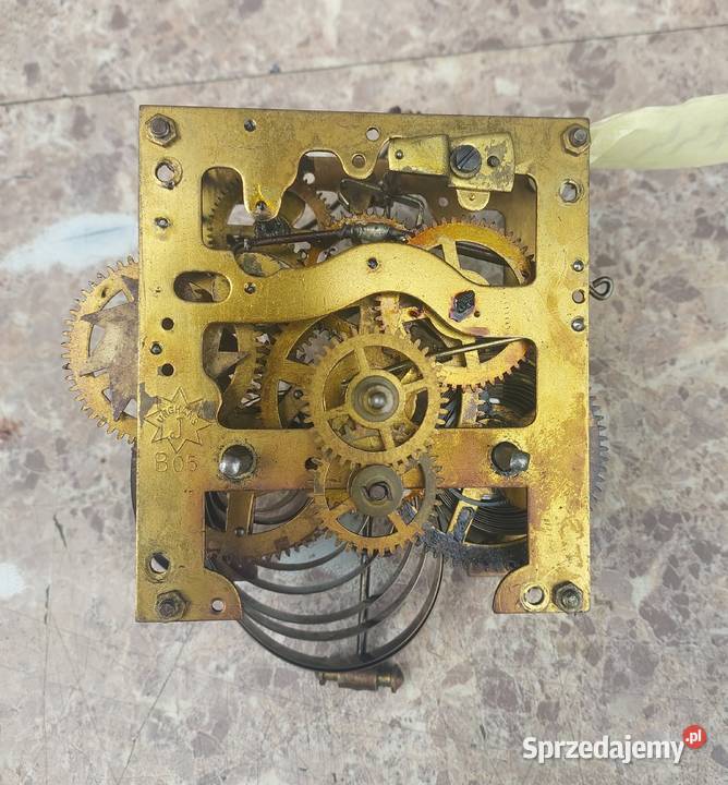 744 Mechanizm starego zegara ściennego Junghans