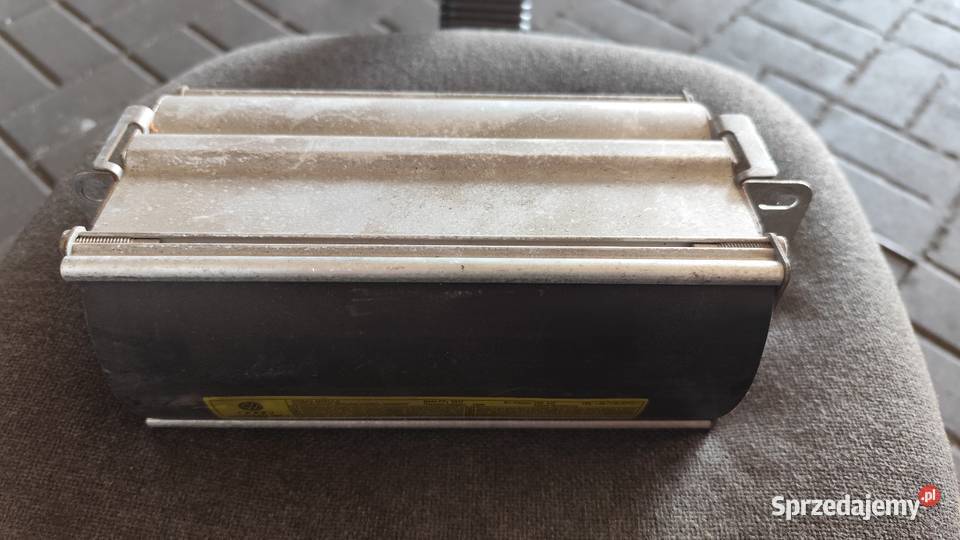 Poduszka powietrzna pasażera VW Golf 4 sprzedam