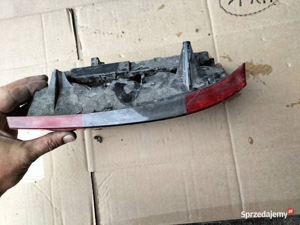 LAMPA TYŁ TYLNA PRAWA REFLEKTOR OPEL OMEGA B