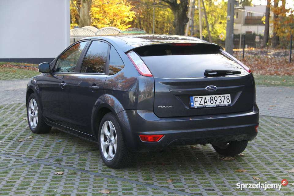 16 16V Benzyna Niski Przebieg Jedyne 95 Super lakier metallic Żary