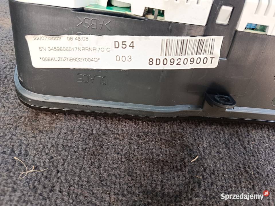 Licznik pół fis 8D0920900T Przebieg 112536 Audi sprzedam