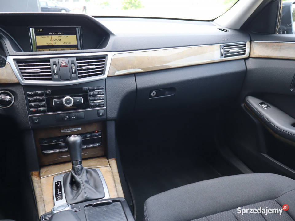 Mercedes E E 200 Piaseczno