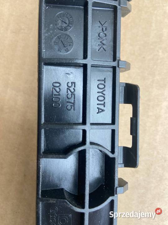 TOYOTA AURIS 2014 ESTATE PASSENGER REAR BUMPER Marki