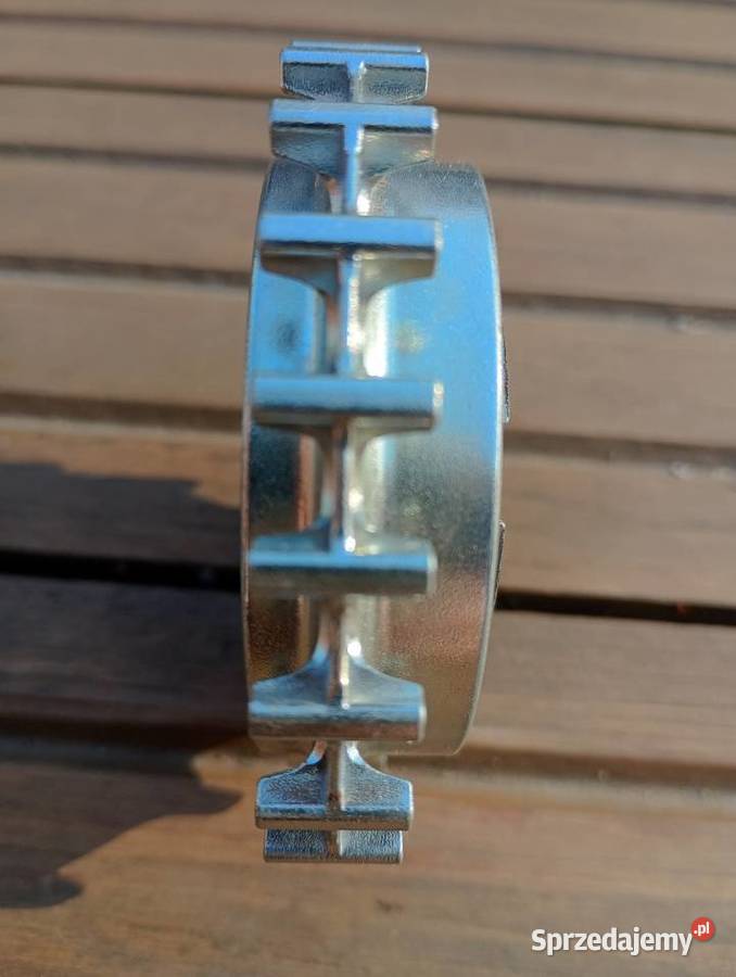 Sprzedam zębatkę stan nowa z gwintem w środku wielkopolskie Gniezno