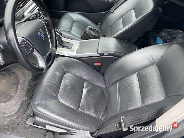 volvo v70 13r 20 D kombi automat