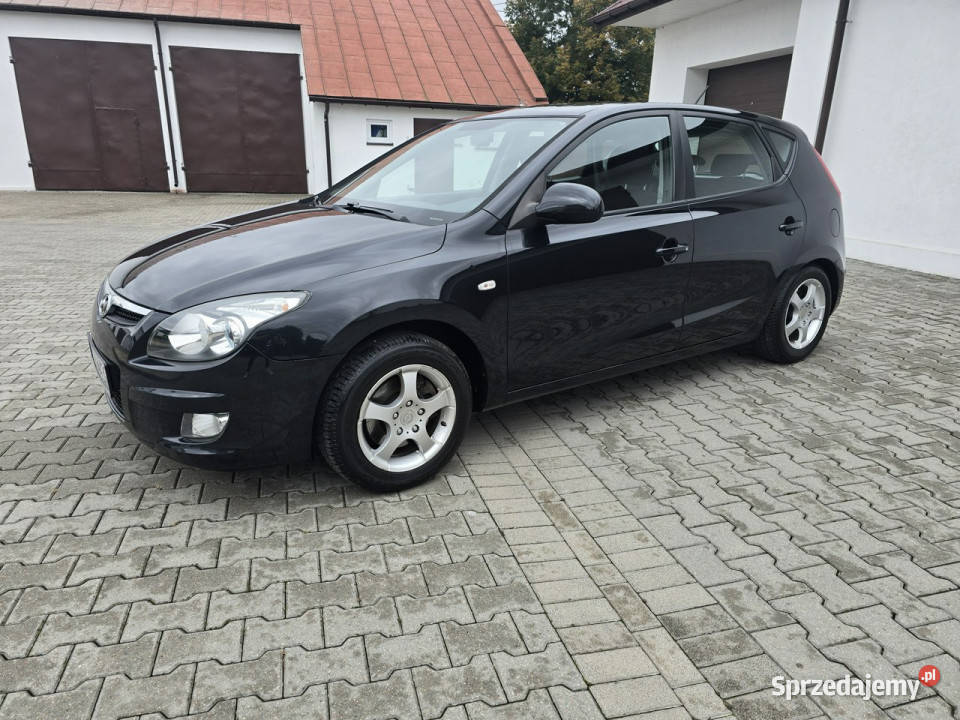 Hyundai i30 14Gaz Klimatyzacja2 czarny Kutno sprzedam