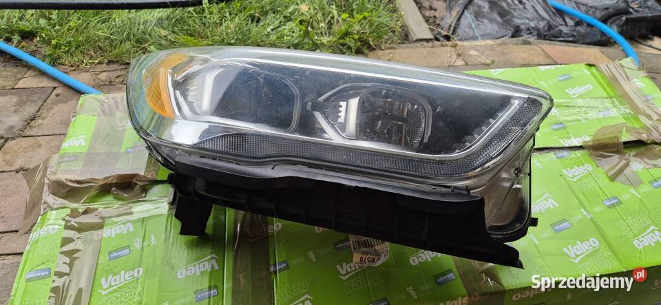 FORD Kuga MKII Escape 2017 REFLEKTOR LAMPA Łódź