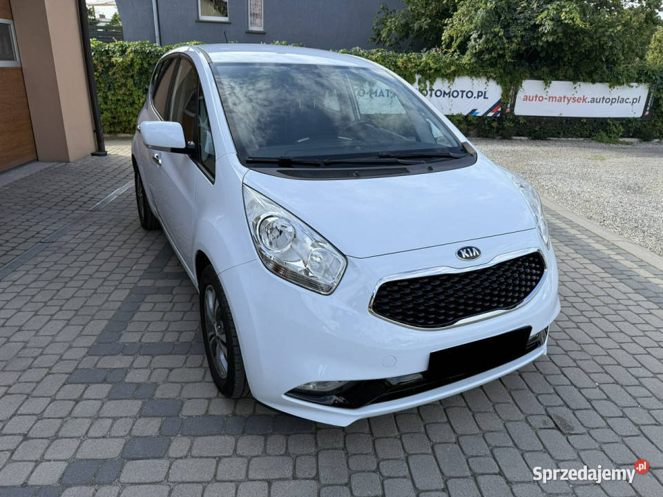 Kia Venga Rej032018r 16 125 Klima Navi Kamera komputer pokładowy Orzech