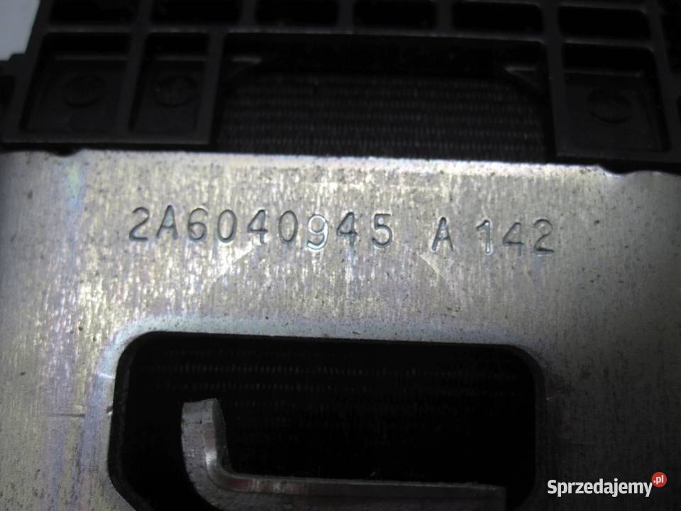 VW GOLF VI 11r pas bezpieczeństwa lewy przód osobowe świętokrzyskie