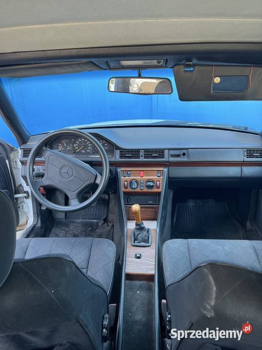 Wnętrze fotele deska rozdzielcza boczki Mercedes Prudnik