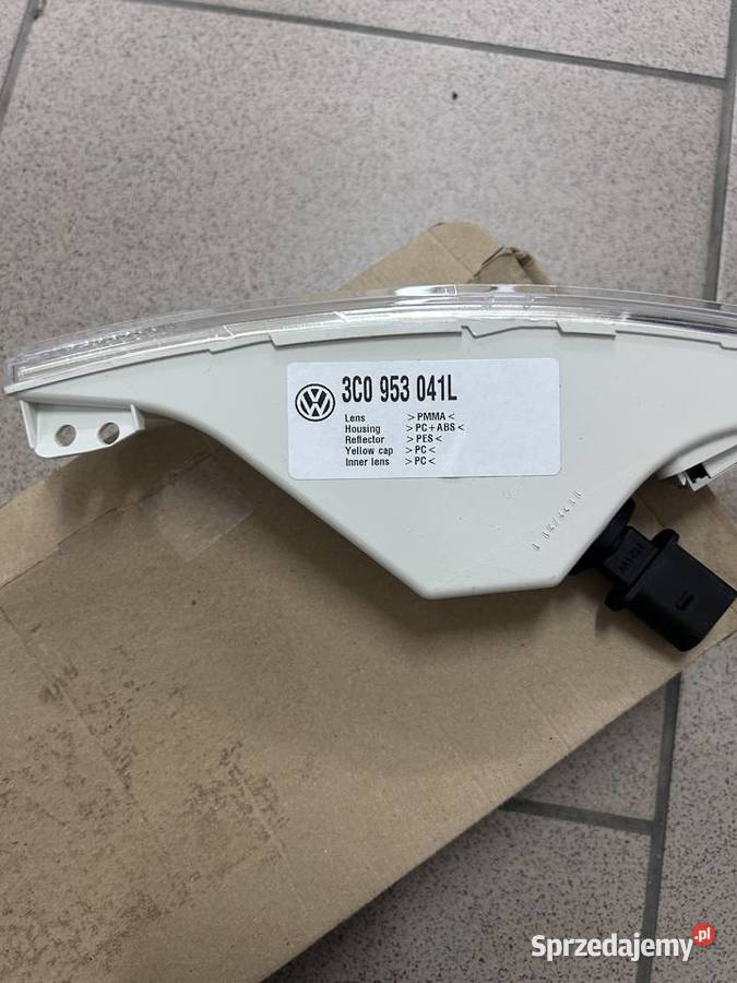 Kierunkowskaz lewy przedni vw passat b6 Goszyce