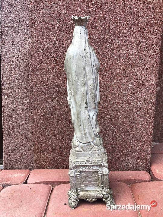Zabytkowa figurka Łowicz