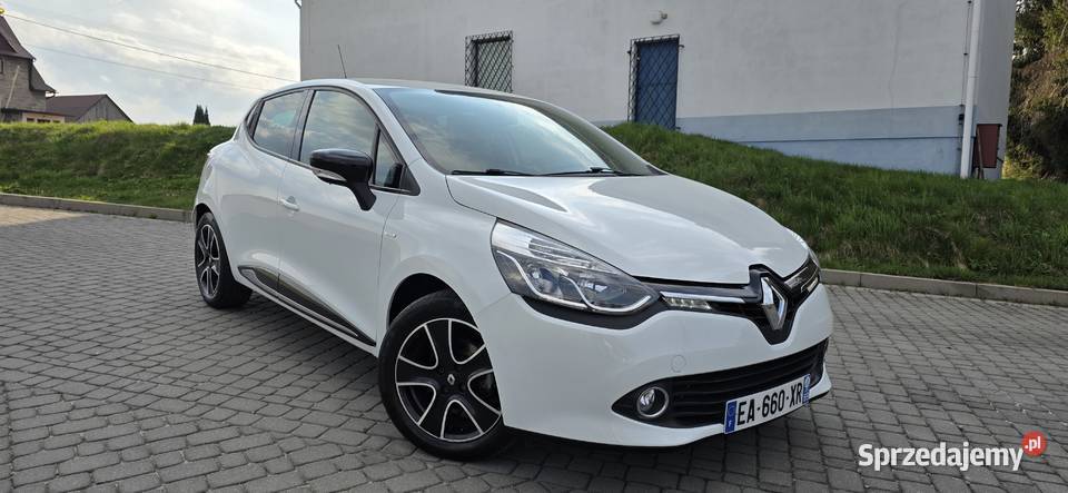 Renault Clio IV 09 90 LIMITED