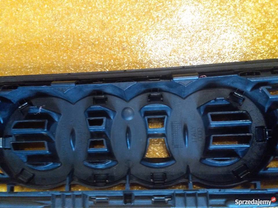 GRILL AUDI A4 B5 ORYGNIAŁ CZARNY METTALIC