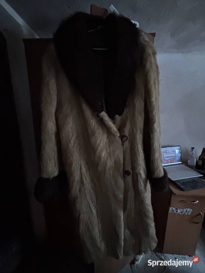 Sprzedam piękne długie futro vintage Jarosław sprzedam