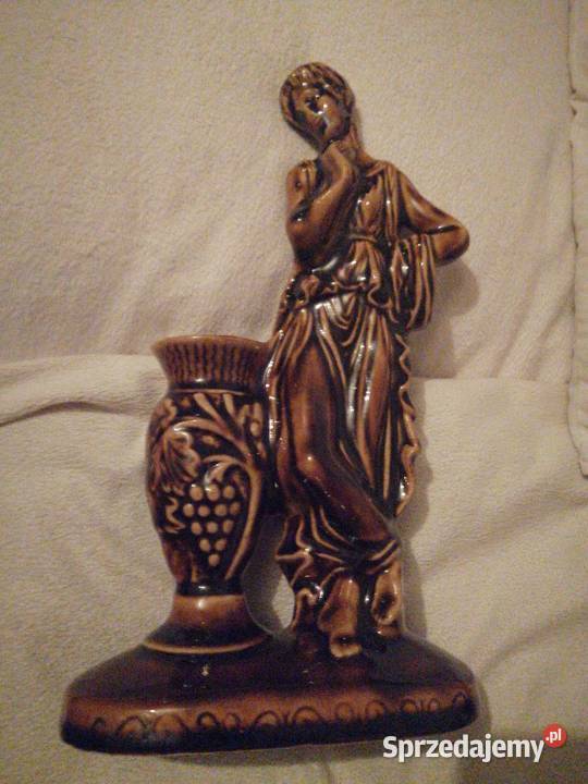 Ceramika Kobieta z dzbanem Częstochowa