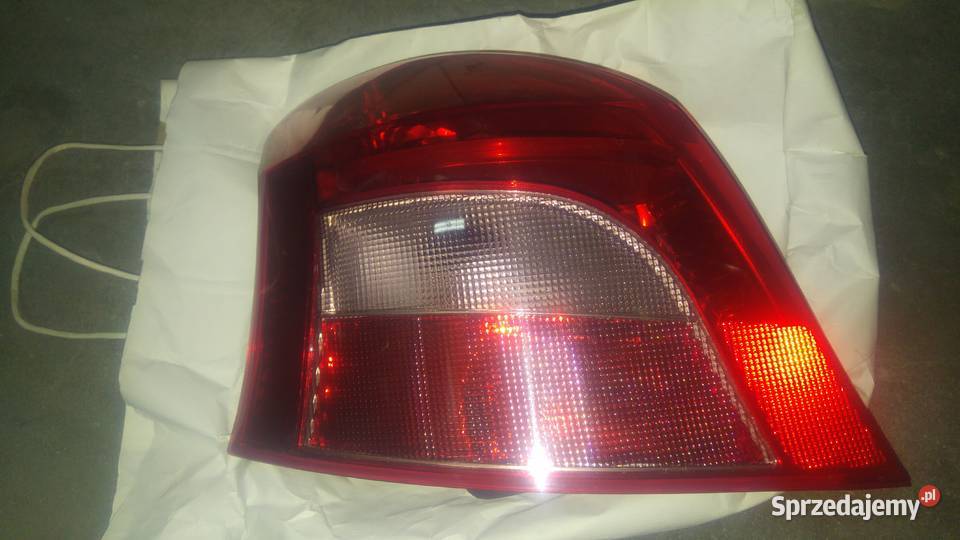 Oryginalna lampa Toyota Yaris II LUNA 2008 tył mazowieckie