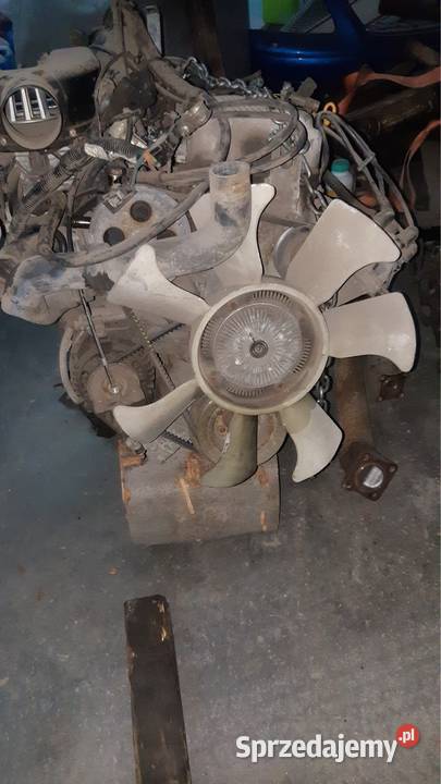 Silnik Nissan D21 KingCab 24 benzyna Dzierżoniów