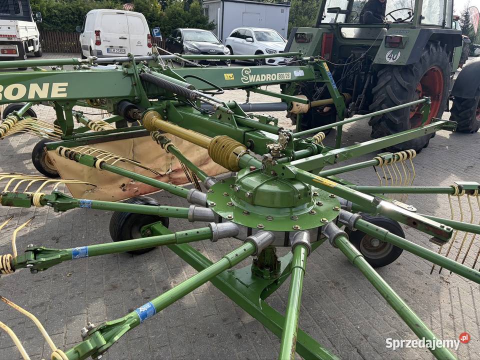 Zgrabiarka 2 karuzelowa Krone Swadro 800 26 Myszyniec