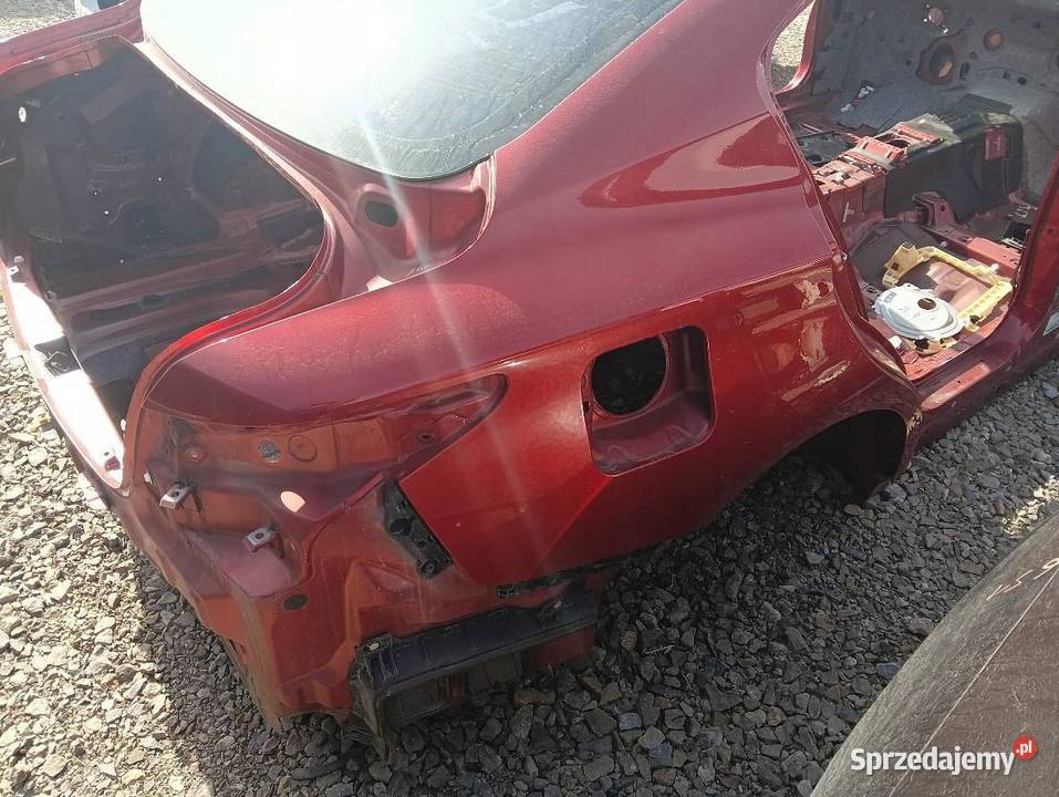 ELEMENT CIĘTY KAROSERII ĆWIARTKA PRAWA TYŁ SEDAN