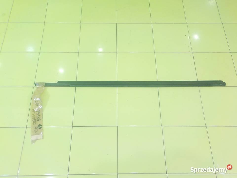 MITSUBISHI ASX I 18 B 12r 5D listwa zgarniajaca